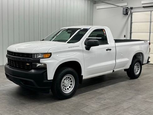 Used 2020 Chevrolet Silverado 1500 W/T w/ WT Value Package AWD/4WD image 5