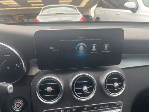 Used 2021 Mercedes-Benz GLC 300 4MATIC image 14