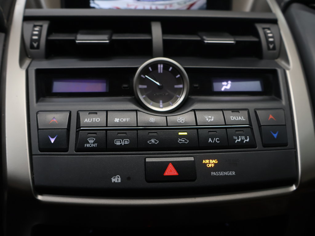 Used 2016 Lexus NX 200t FWD image 24