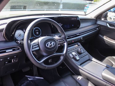 Used 2023 Hyundai Palisade Limited AWD/4WD image 23