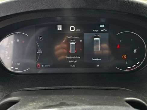 Used 2025 RAM ProMaster 2500 FWD image 16