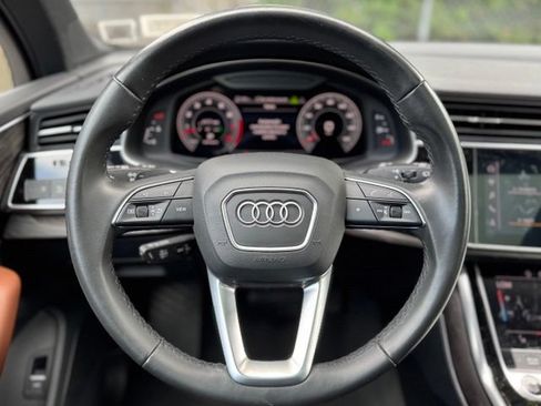 Used 2022 Audi Q7 3.0T Premium Plus AWD/4WD image 21