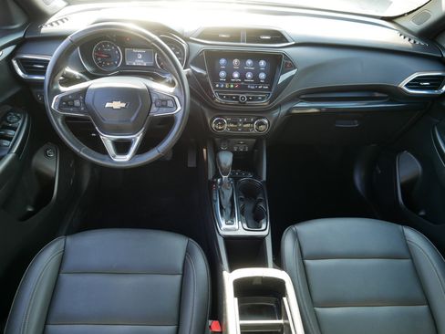 Used 2023 Chevrolet TrailBlazer ACTIV w/ Sun and Liftgate Package AWD/4WD image 10