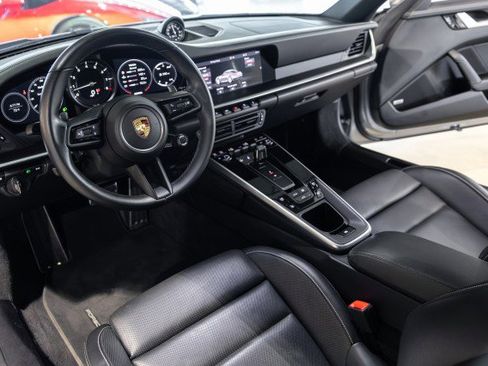Used 2020 Porsche 911 Carrera 4S image 33