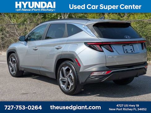 Used 2022 Hyundai Tucson SEL w/ Convenience Package image 3