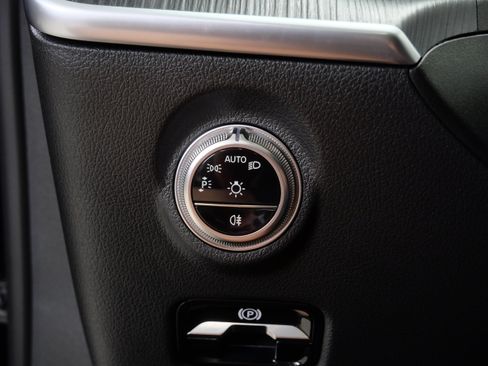 Certified 2026 Mercedes-Benz C 300 4MATIC Sedan image 28