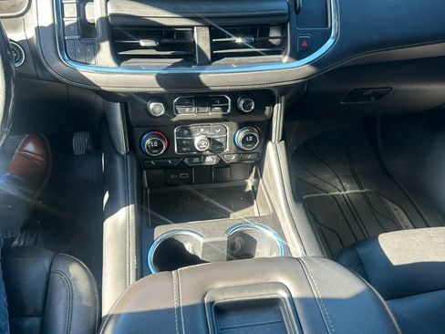 Used 2022 Chevrolet Tahoe LT RWD image 16