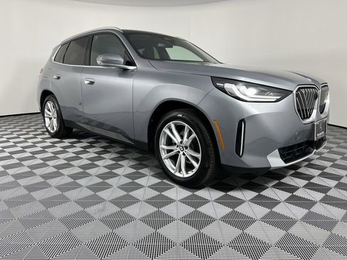 Used 2025 BMW X3 xDrive30i image 1