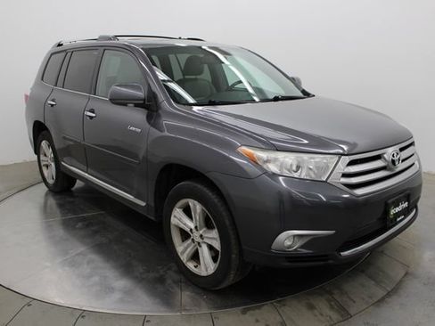 Used 2012 Toyota Highlander Limited w/ Tow Pkg AWD/4WD image 63