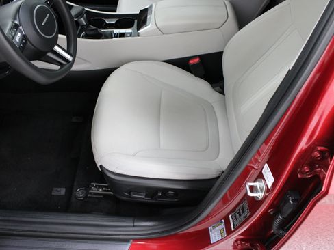Used 2025 Hyundai Tucson SEL AWD/4WD image 15