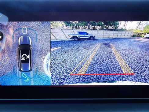 Used 2025 Mercedes-Benz GLS 63 AMG 4MATIC image 27