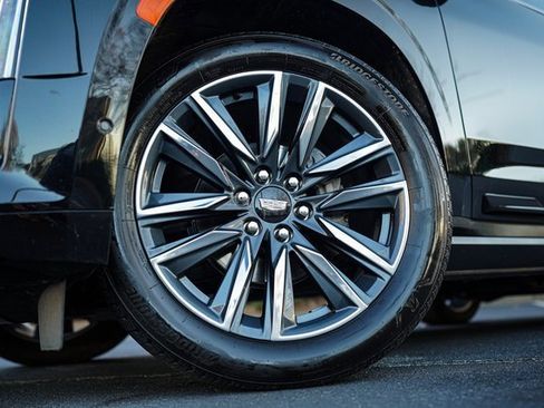 Used 2023 Cadillac Escalade Sport image 18