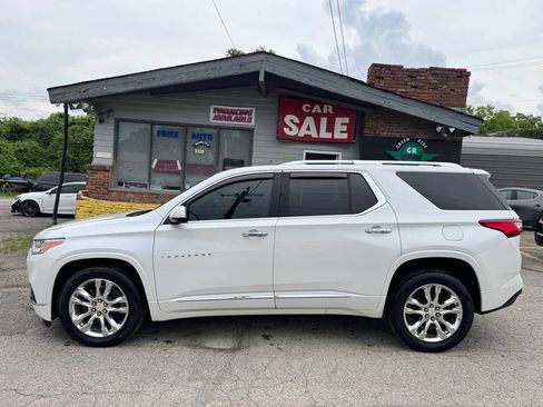 Used 2018 Chevrolet Traverse High Country w/ LPO, Floor Liner Package AWD/4WD image 2