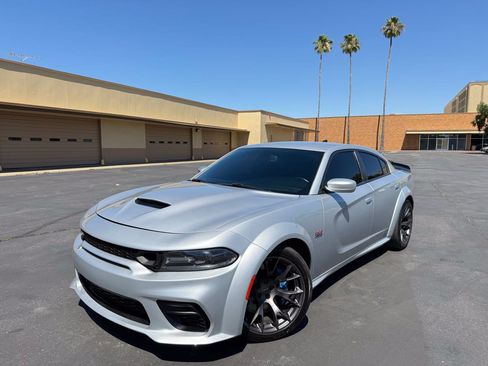 Used 2021 Dodge Charger Scat Pack RWD image 3