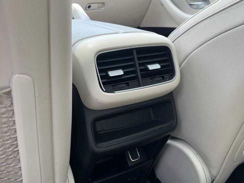 Certified 2022 Mercedes-Benz GLE 350 4MATIC image 37