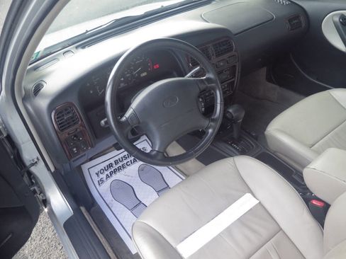 Used 1996 INFINITI G20 image 7