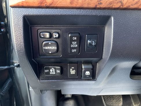 Used 2017 Toyota Tundra 1794 Edition image 17