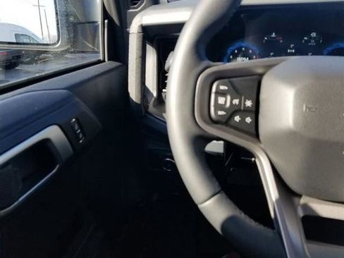 New 2025 Ford Bronco Badlands image 24