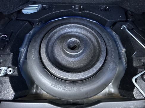 Used 2017 Toyota 86 image 39