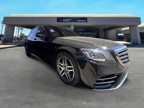 Used 2019 Mercedes-Benz S 560 Sedan image 4