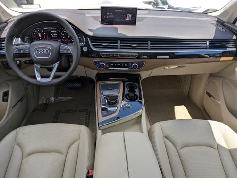 Used 2017 Audi Q7 3.0T Prestige w/ Prestige Package AWD/4WD image 14