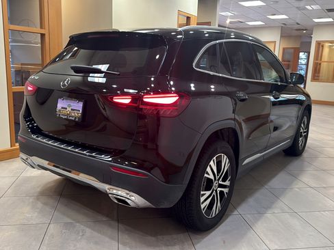 Certified 2025 Mercedes-Benz GLA 250 image 8
