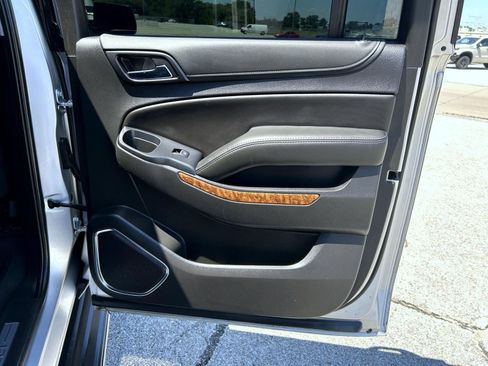 Certified 2019 Chevrolet Suburban Premier AWD/4WD image 18