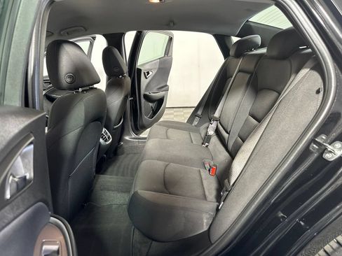 Used 2024 Chevrolet Malibu LT FWD image 19