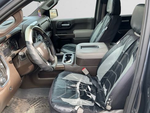 Used 2021 Chevrolet Silverado 1500 LT Trail Boss w/ Convenience Package II image 9