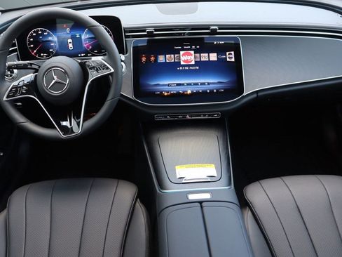New 2025 Mercedes-Benz E 350 Sedan image 15