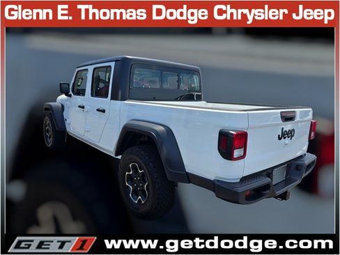 Certified 2023 Jeep Gladiator Sport AWD/4WD image 9