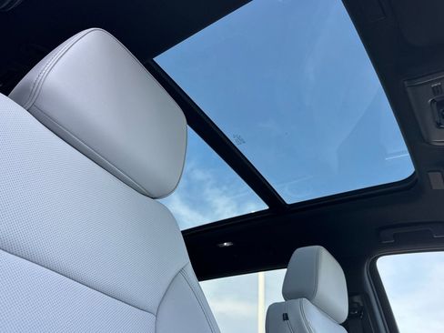 New 2026 Chevrolet Suburban Premier w/ Sun And Tow Package image 20