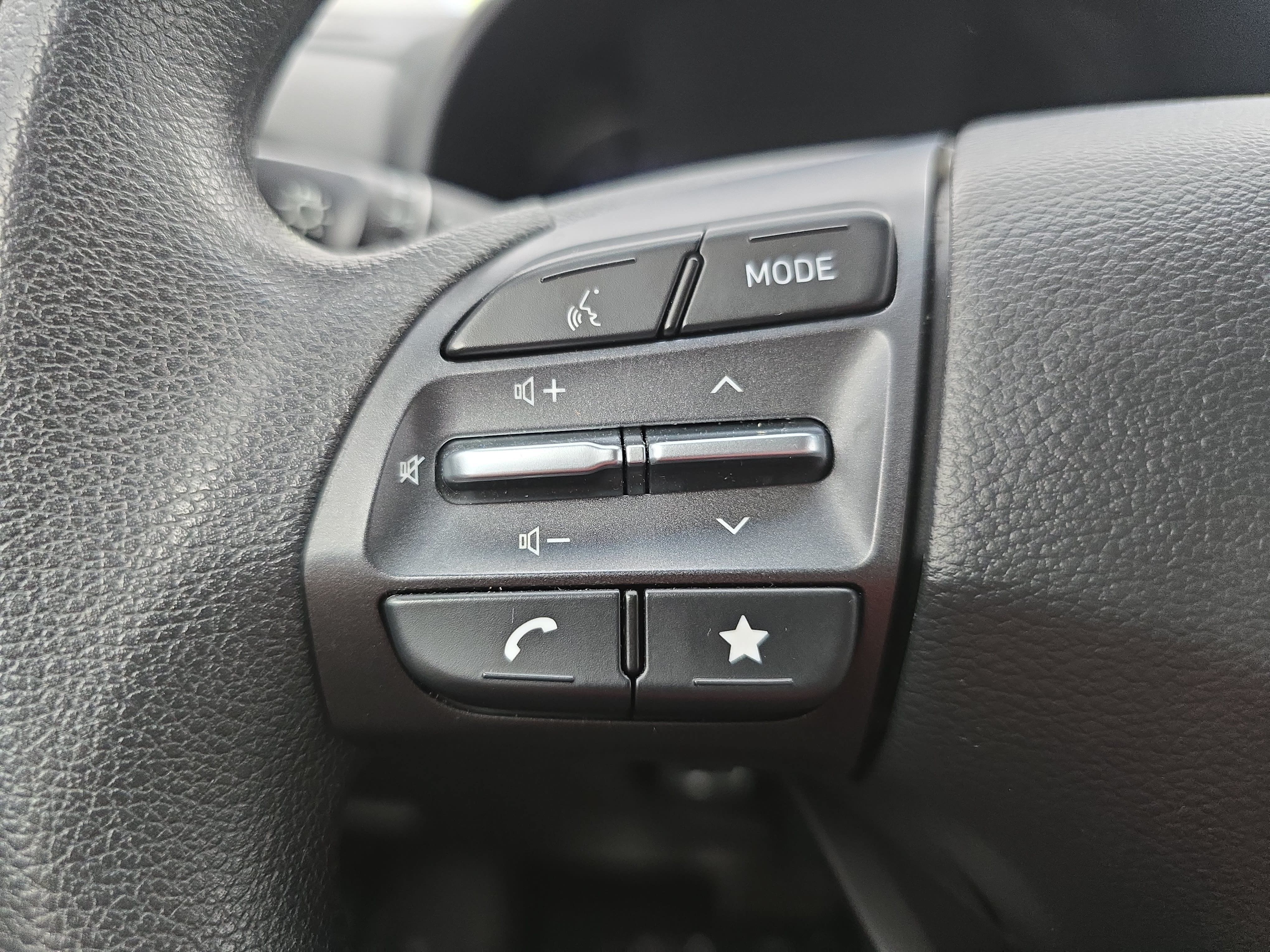 Used 2023 Hyundai Kona SEL FWD image 16