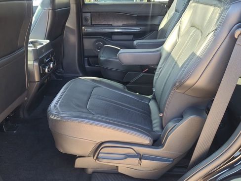 Used 2018 Ford Expedition Limited w/ Equipment Group 301A image 13