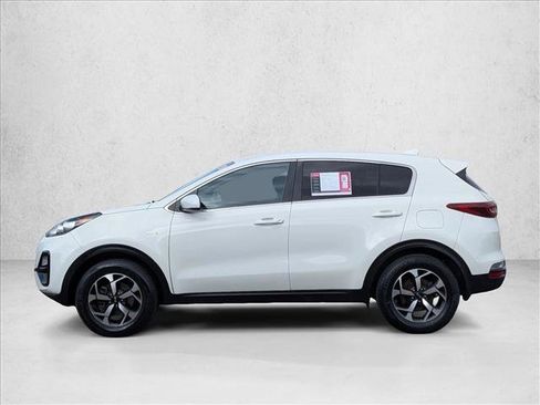 Used 2020 Kia Sportage LX image 8