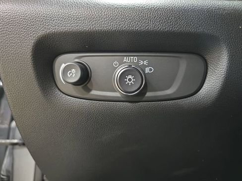 Used 2023 Chevrolet Traverse RS w/ LPO, Floor Liner Package image 29