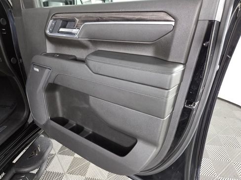 Used 2025 Chevrolet Silverado 2500 LTZ w/ LTZ Plus Package AWD/4WD image 35