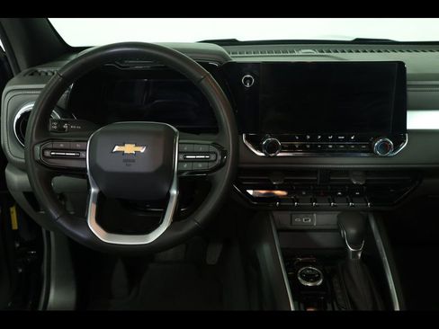 Used 2023 Chevrolet Colorado LT w/ LT Convenience Package III image 25