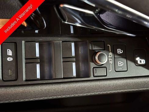 Used 2022 Land Rover Range Rover Evoque R-Dynamic S AWD/4WD image 8