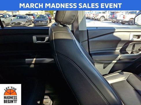 Certified 2022 Ford Explorer XLT w/ Equipment Group 202A image 13