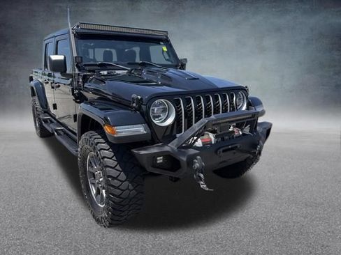 Used 2020 Jeep Gladiator Overland AWD/4WD image 5