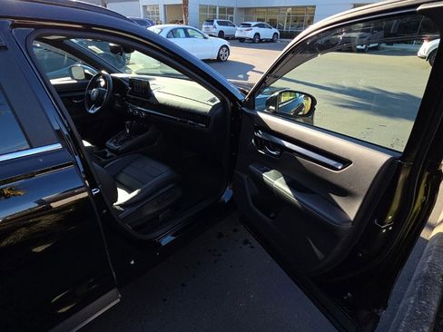Used 2024 Honda CR-V Sport Touring image 19