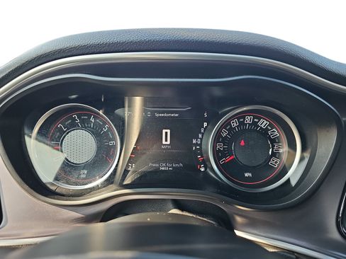 Used 2019 Dodge Challenger SXT RWD image 16
