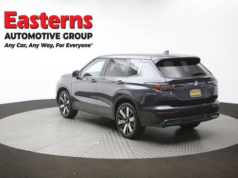 Used 2025 Mitsubishi Outlander SE AWD/4WD image 64