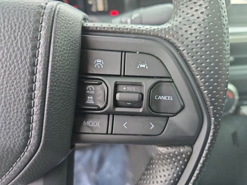 Used 2025 Toyota Tacoma SR image 20