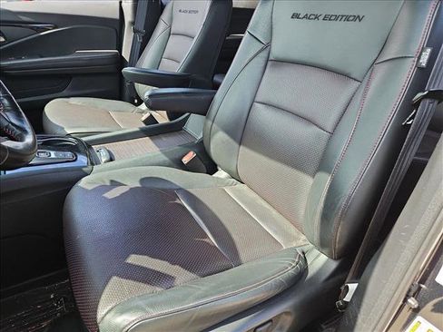 Used 2022 Honda Ridgeline Black Edition image 13