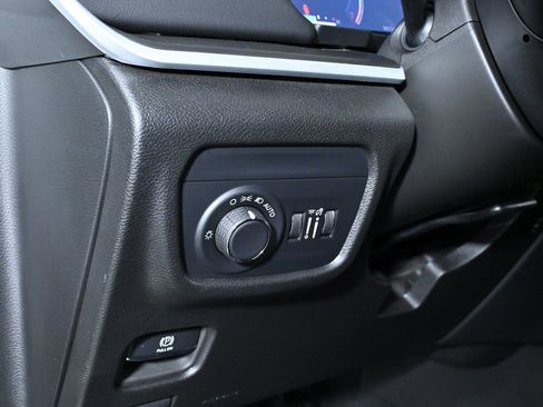 Used 2024 Jeep Grand Cherokee L Laredo image 21