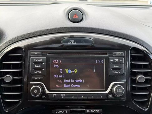 Used 2016 Nissan Juke SV w/ Cold Weather Package image 29