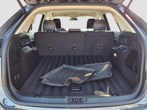 Used 2024 Ford Edge SEL w/ Convenience Package image 33