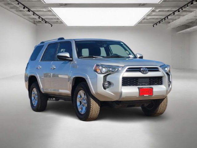 Used 2023 Toyota 4Runner SR5 AWD/4WD image 7